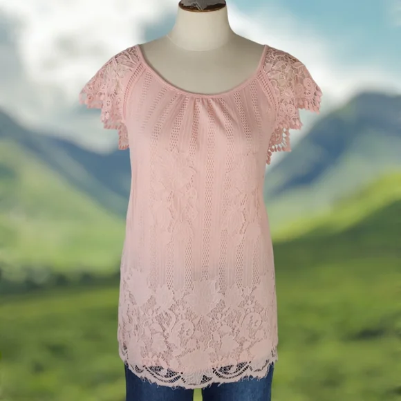 No Boundaries Lace Short Sleeve Tee - Picture 2 of 9